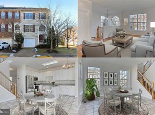 11431 Tiger Lily Ln, Fairfax, VA 22030