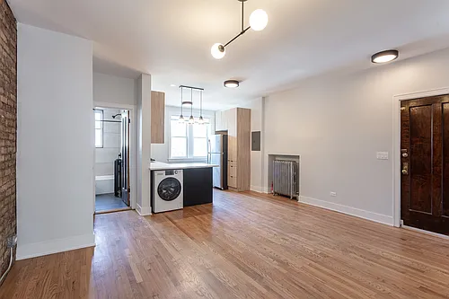 4013 N Lowell Ave #3W Photo 1