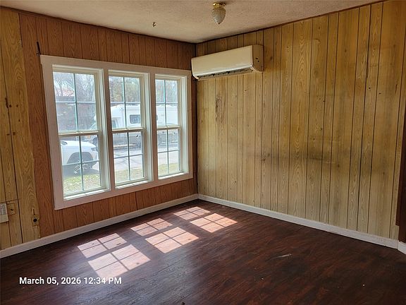 4th image of 2000 Alamo St