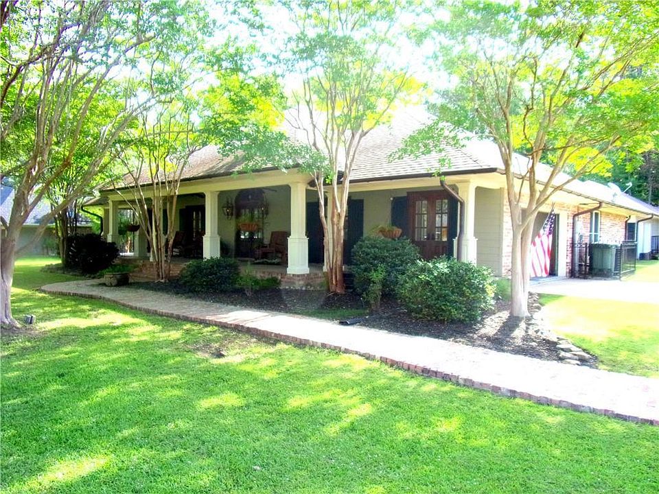 1st image of 1015 Rambleview Ln