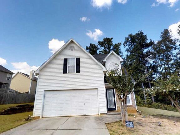 4th image of 2595 Kentshire Way