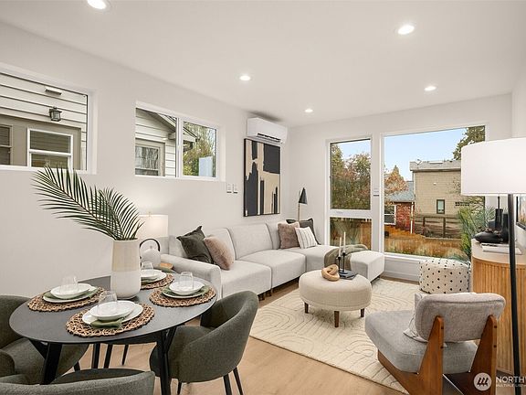 3rd image of 4409 B 21st Avenue SW