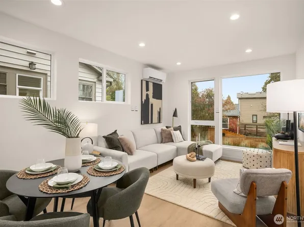 2105 SW Genesee Street SW, Seattle, WA 98106