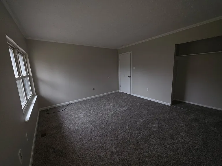 1016 Legislative Ln — Photo 11