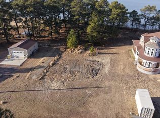 1 Woodland Dr #1, Chincoteague Island, VA
