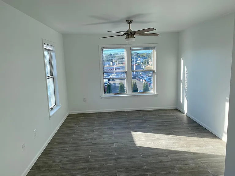 140 Clark St #2 — Photo 8