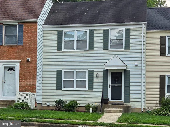 9031 Piney Grove Dr, Fairfax, VA 22031