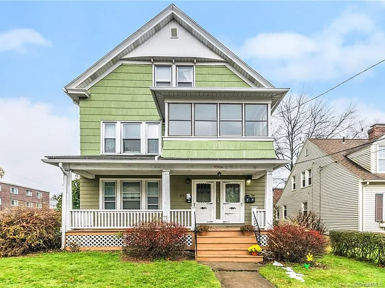 212 S Highland St — Photo 1