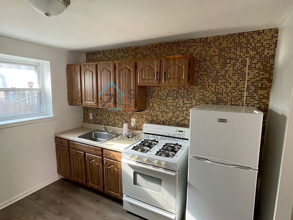 1st image of 2615 N Corlies St #1