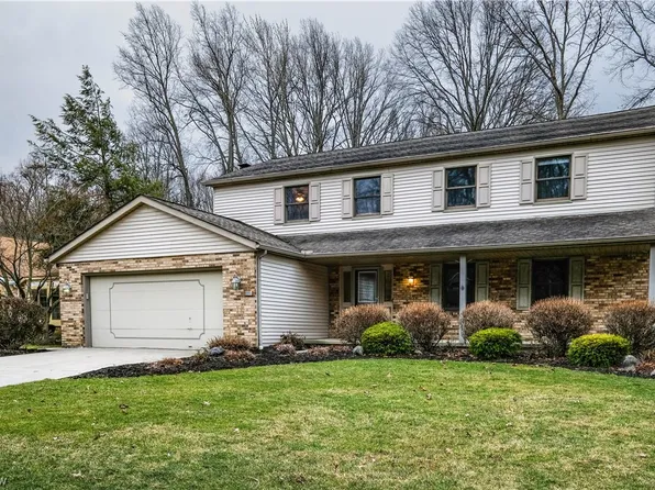 26935 Tall Oaks Trl, Olmsted Township, OH 44138