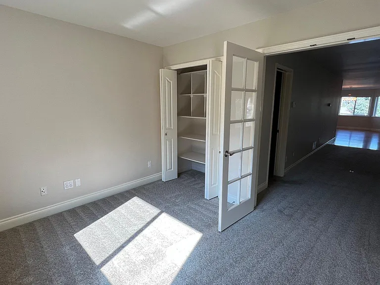 16107 Grand Bluff Cir — Photo 25