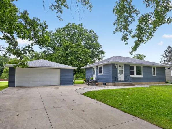 2920 17th Pl SE, Rochester, MN 55904