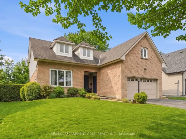 212 Digby Rd, Oakville, ON L6J 6C7