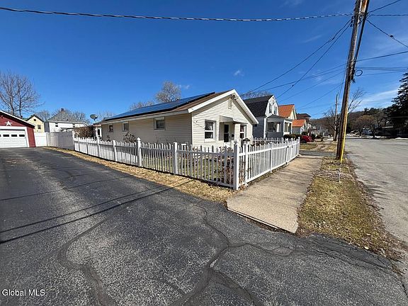 2nd image of 27 Franklin Street