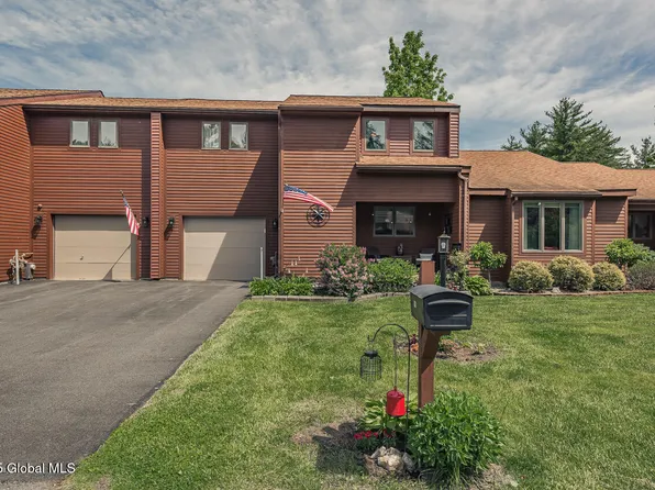 195 Country Club Lane, Fort Johnson, NY 12070