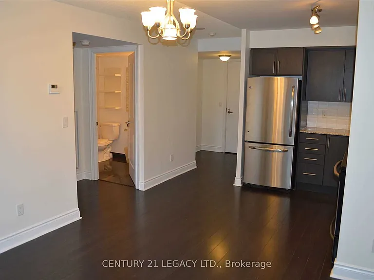 28 Ted Rogers Way #1510 — Photo 5