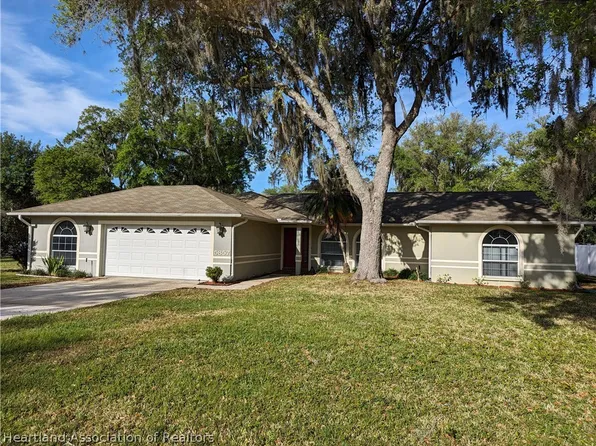 5857 Buck Run Dr, Lakeland, FL 33811