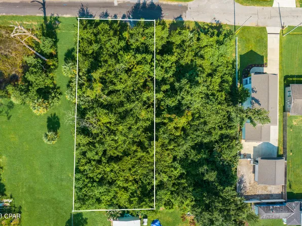 813 Carolina Ave, Lynn Haven, FL 32444