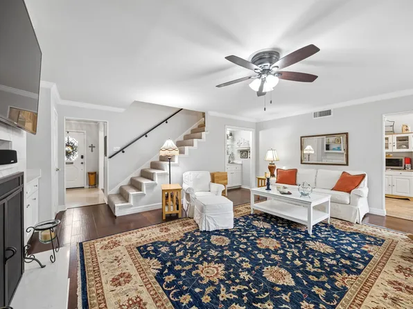 3773 Weeburn Dr, Dallas, TX 75229