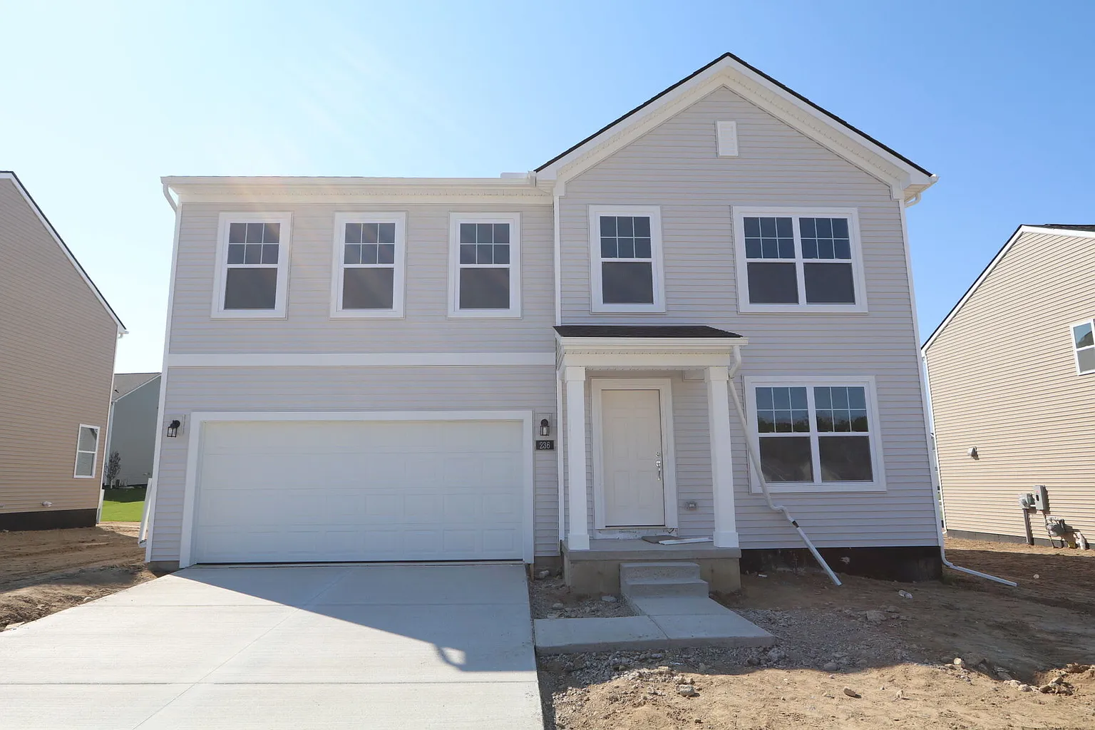 236 Saddleback Ct photo 1