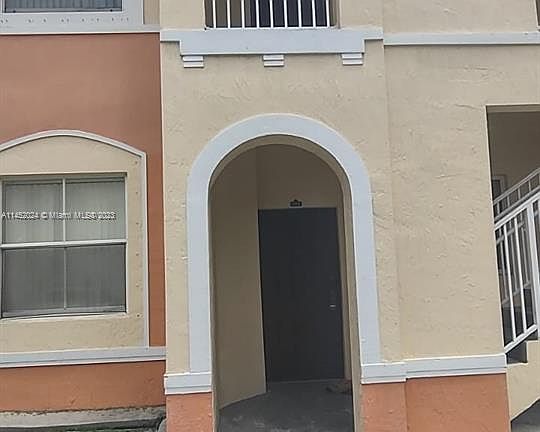 2nd image of 1535 SE 26th St Unit 102