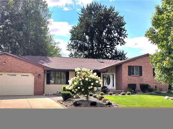 672 Treeside Dr, Stow, OH 44224