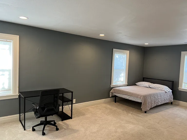 820 Bristol Ave — Photo 7