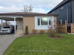 783 Oliva St, Pickering, ON L1W 2V9