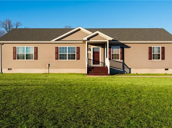 27266 White Tail Rd, Melfa, VA 23410