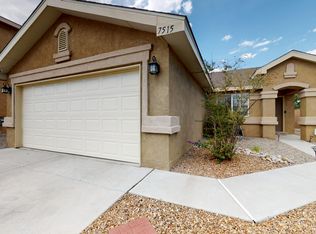 7515 Goshawk Ave NW, Albuquerque, NM 87114