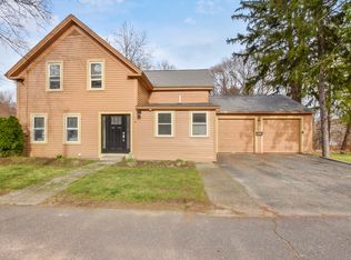 63 Park St, Hudson, MA 01749