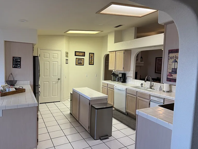 Kitchen 2