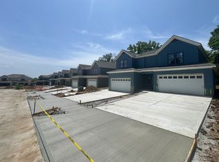 8522 Kickapoo St, De Soto, KS 66018