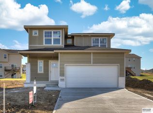 9509 S 181st St, Omaha, NE 68136