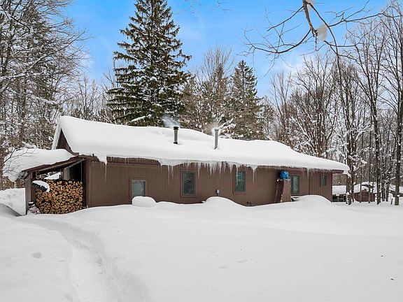 2nd image of 8460 Covert Rd NE