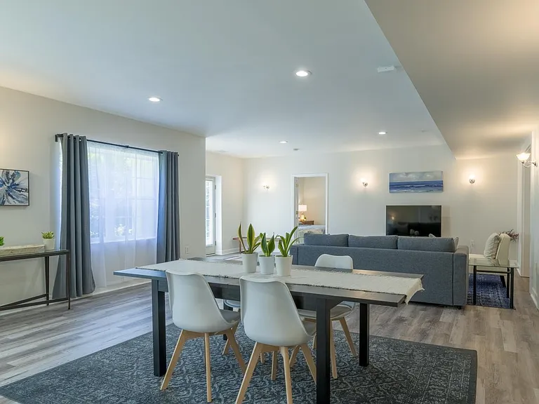 1825 Great Falls St #2 — Photo 8