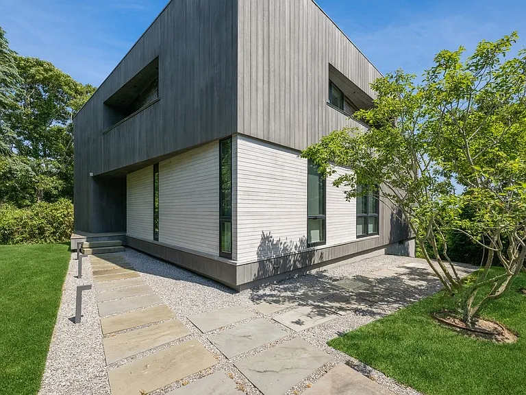 46 Cleveland Dr — Photo 36