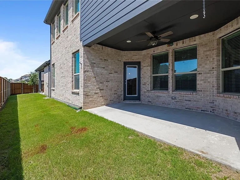 12405 Iveson Dr — Photo 18