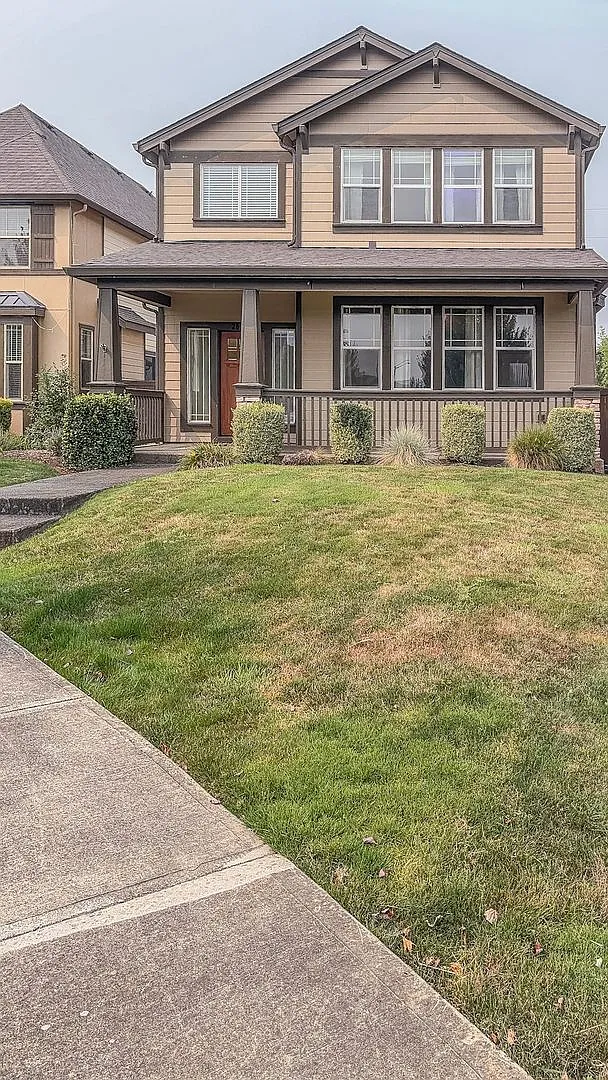 North Plains 4 Bedroom 2.5 Bath Home Available !! — Photo 2