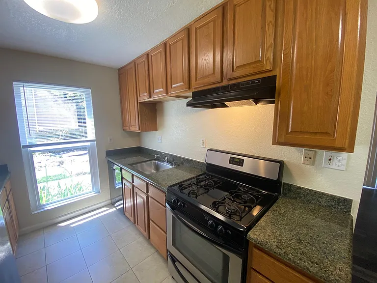 4750 Appian Way #60 — Photo 6
