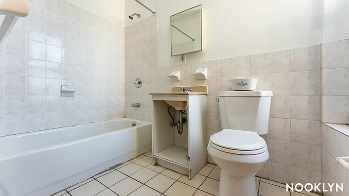 Rented by Nooklyn NYC LLC | media 2