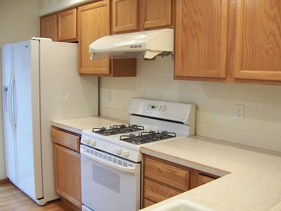 4th image of 4616 Bedford Ave