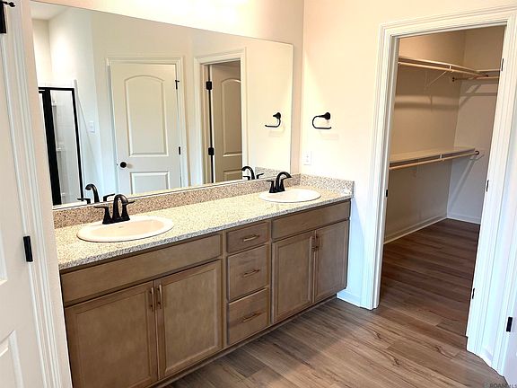 5th image of 35657 Woodland Ridge Dr