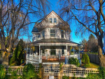 122 Stratfield Rd, Fairfield, CT, 06825