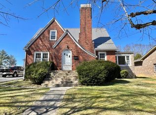 405 Memorial Ave, Bluefield, WV