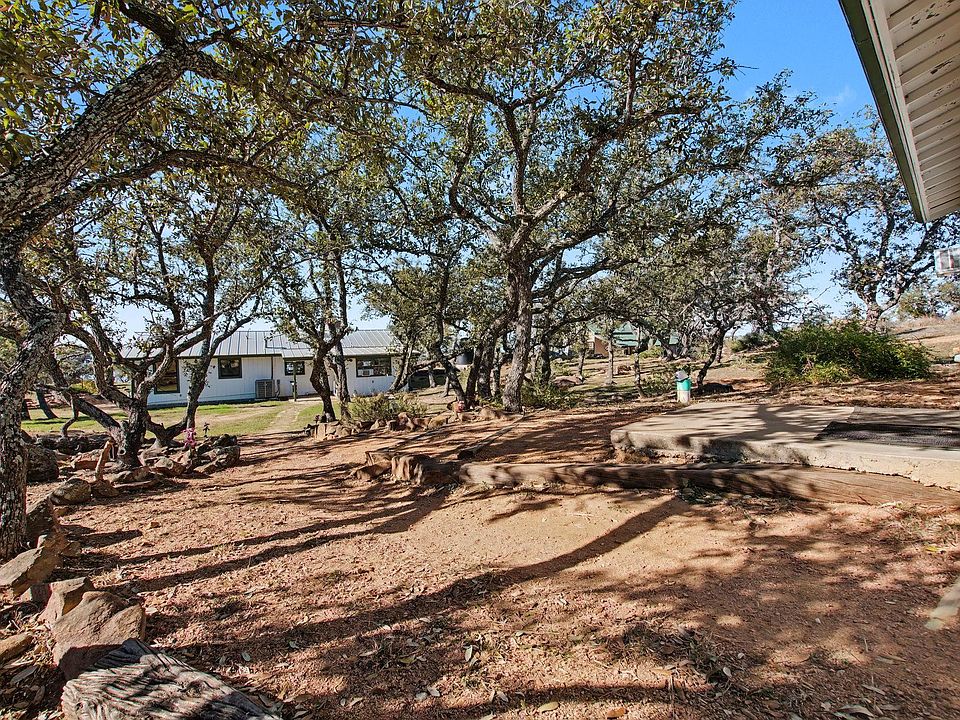 1st image of 501 Bumpy Ridge Dr