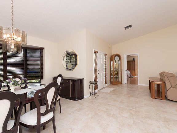 4th image of 9469 Calliandra Dr