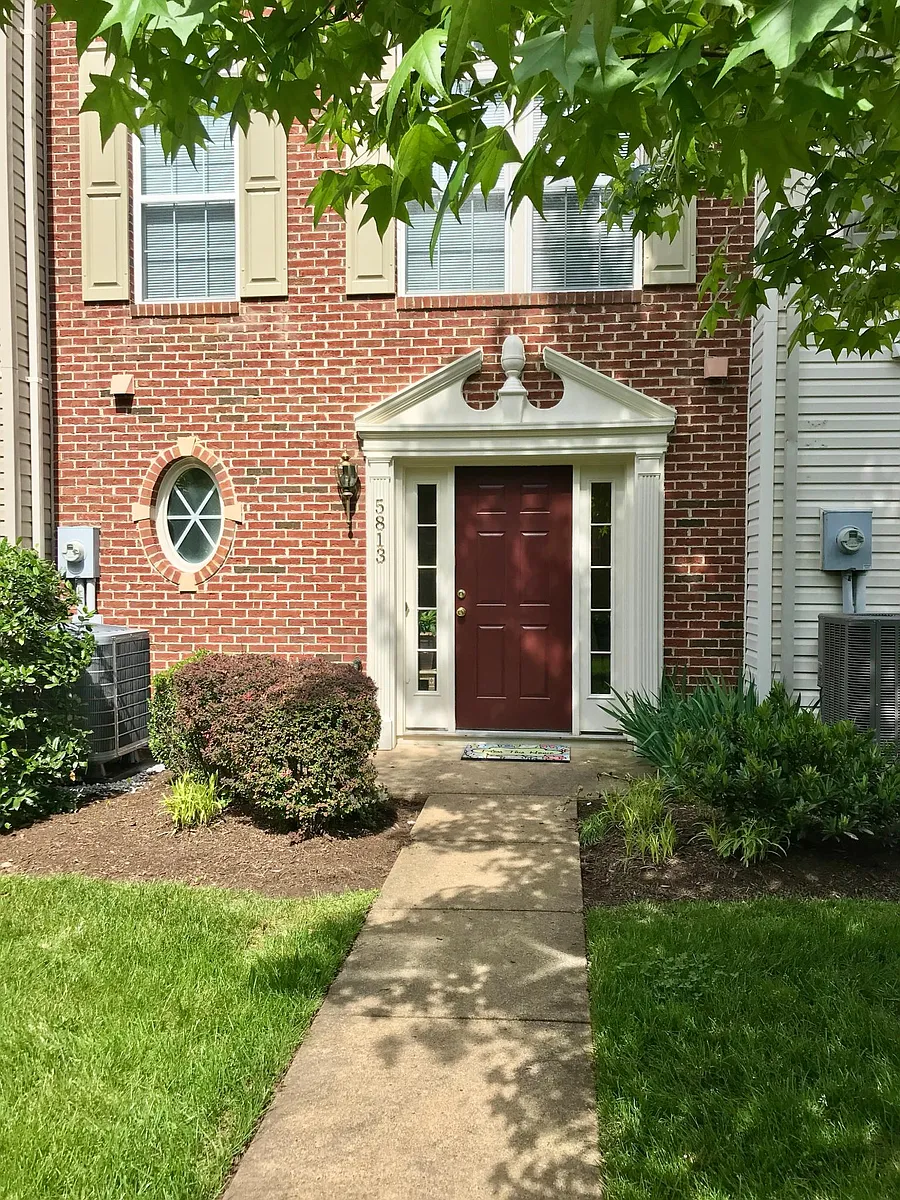 Building Photo - 5813 Pearson Ln