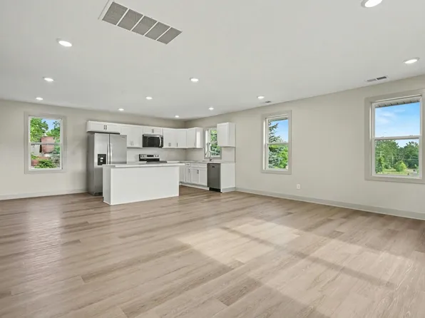201 Monroe St, Allegan, MI