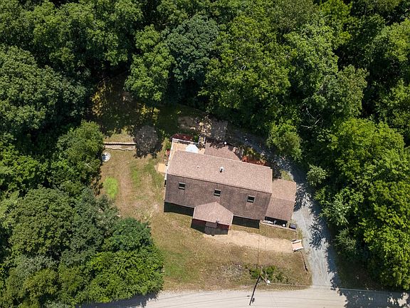 4th image of 77 Haverhill Lane